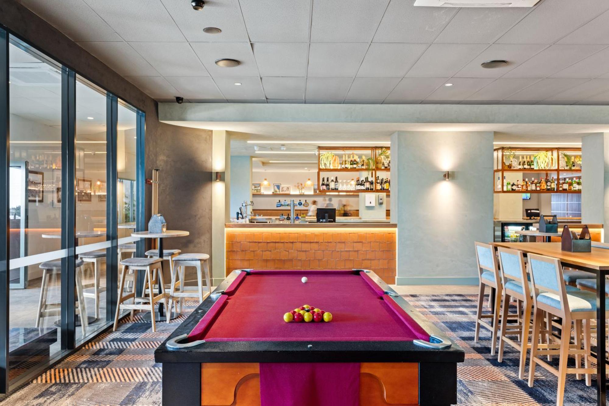 Brighton Hotel Екстер'єр фото